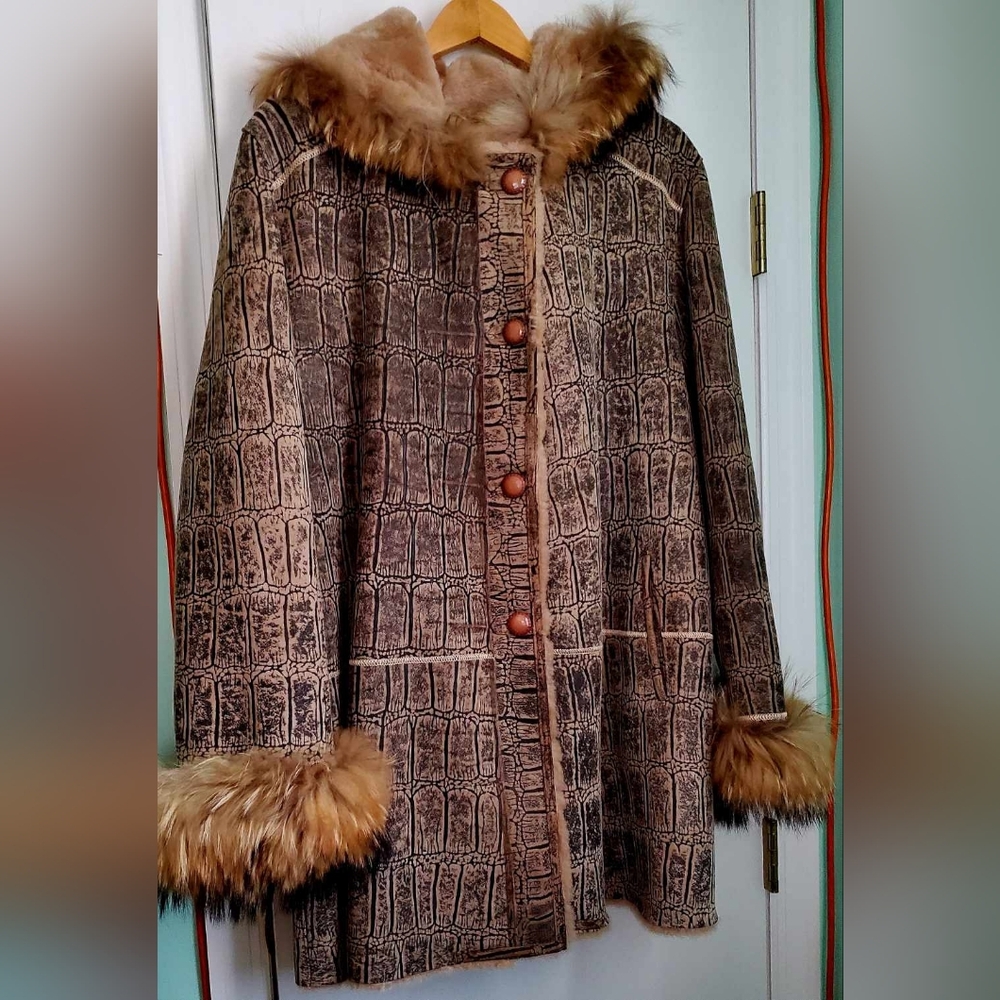 Nero Rossi Real Fox Fur Trimmed Light Brown Sheepskin Coat